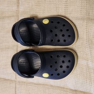 Crocs Toddler Boy Size 10 Navy